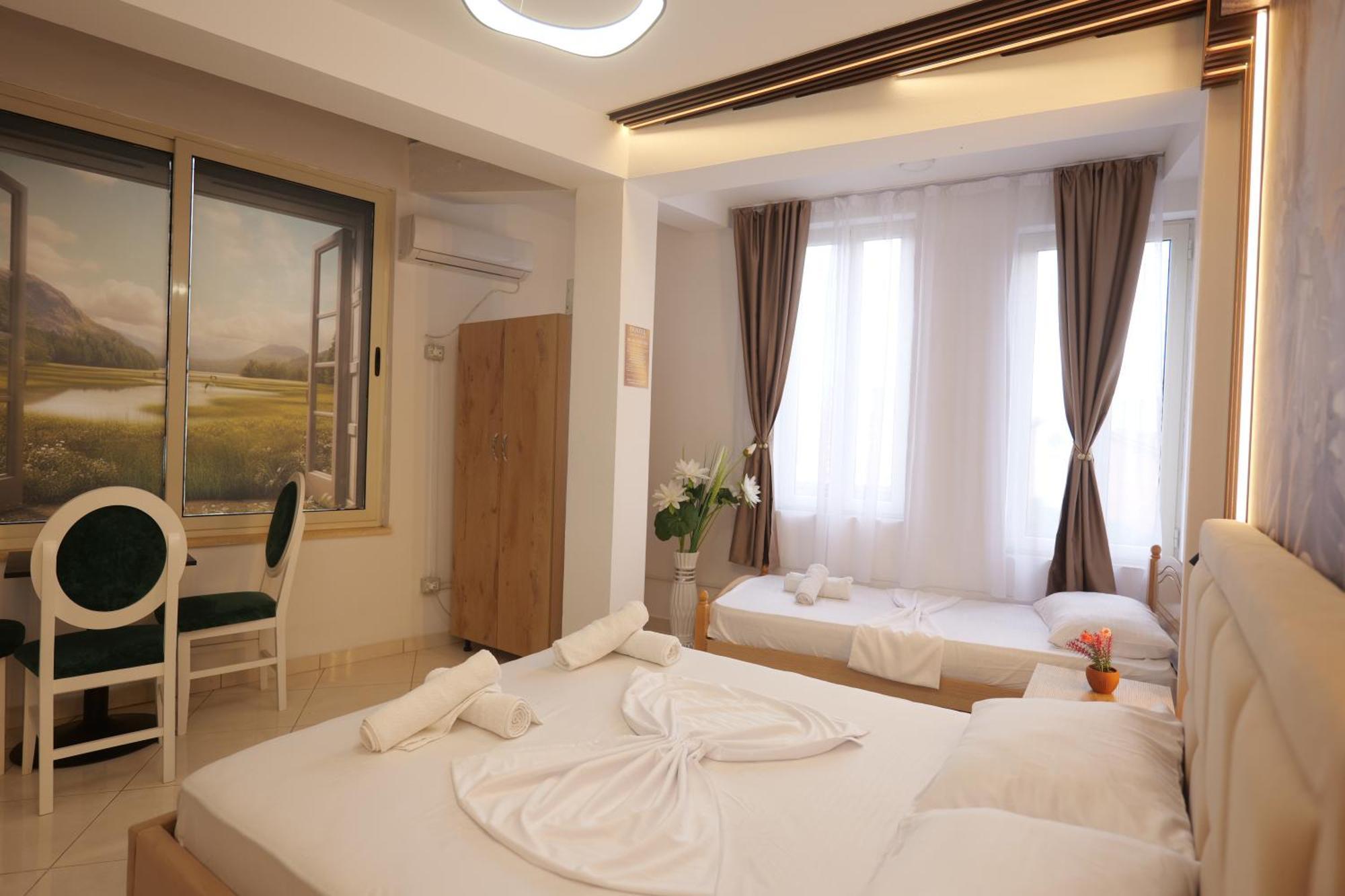 Golden Sleep Hostel Shkodra Exterior foto
