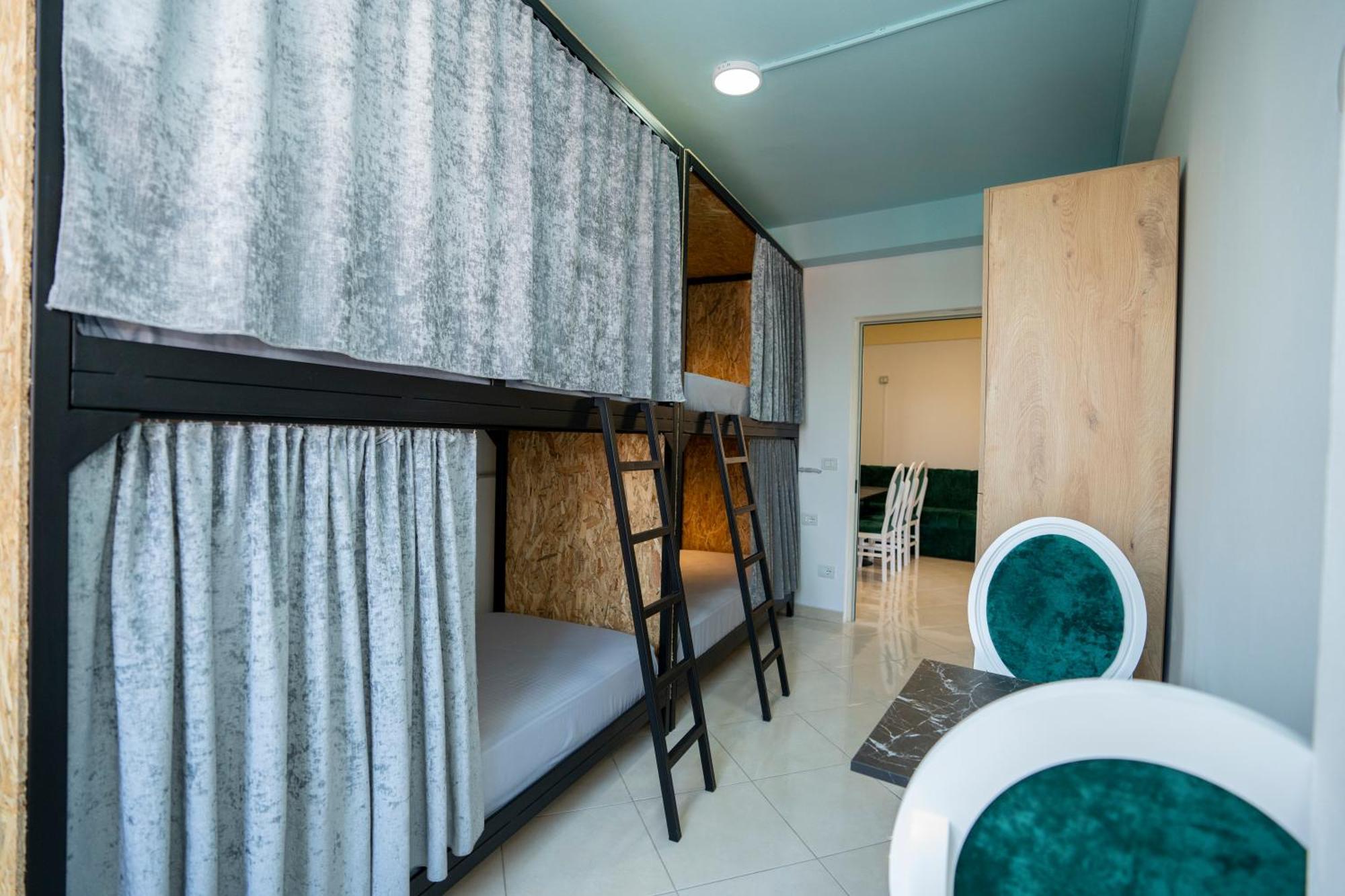 Golden Sleep Hostel Shkodra Exterior foto
